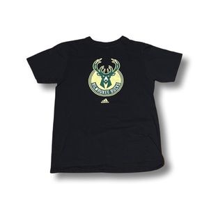 Milwaukee Bucks, adidas